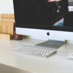 Cum să organizezi eficient spațiul de lucru acasă pentru a crește productivitatea